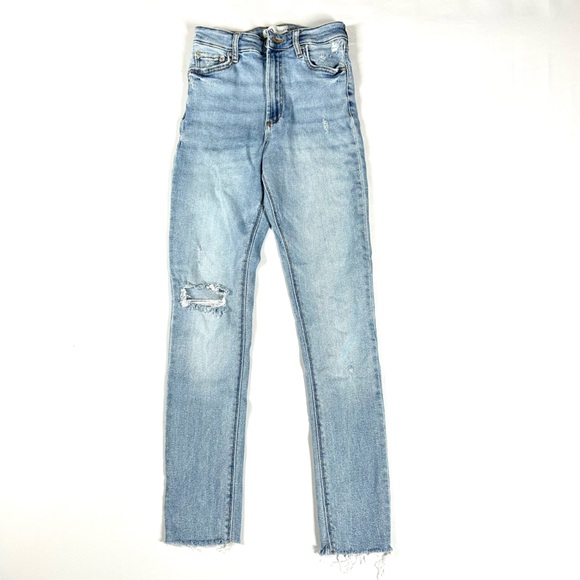 Zara Denim - Zara Super High Rise Straight Jeans Raw hem Light Wash size 4